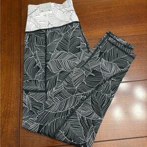 Victoria's Secret Black and White Leaf Print Leggings